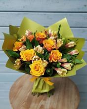 Букет цветов из:  Альстромерии и Розы в Лебяжьем Алтайского края