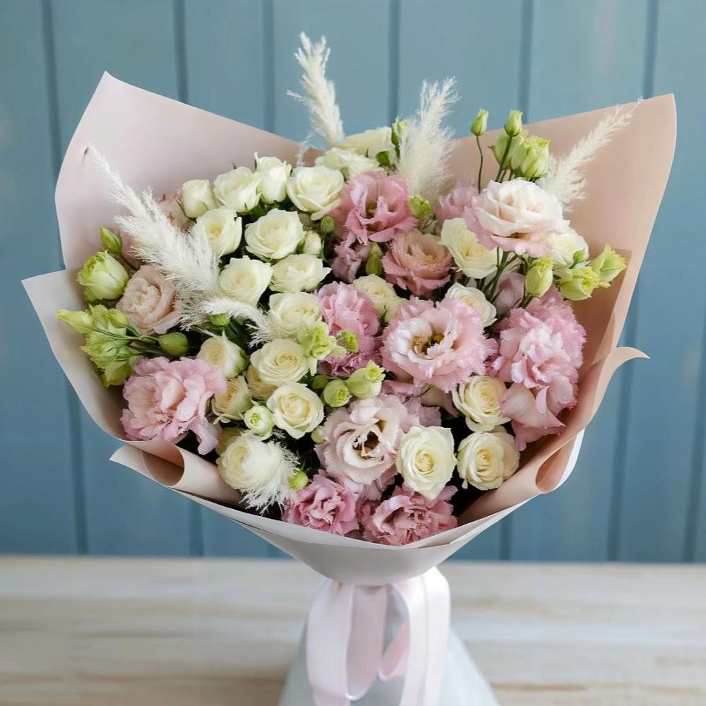 Букет цветов из: Альстромерии и Розы в Лебяжьем Алтайского края