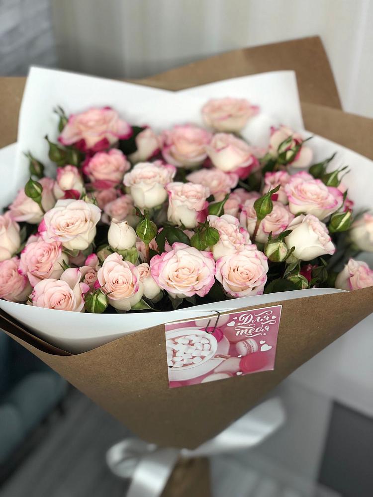 Букет цветов из: Розы в Лебяжьем Алтайского края