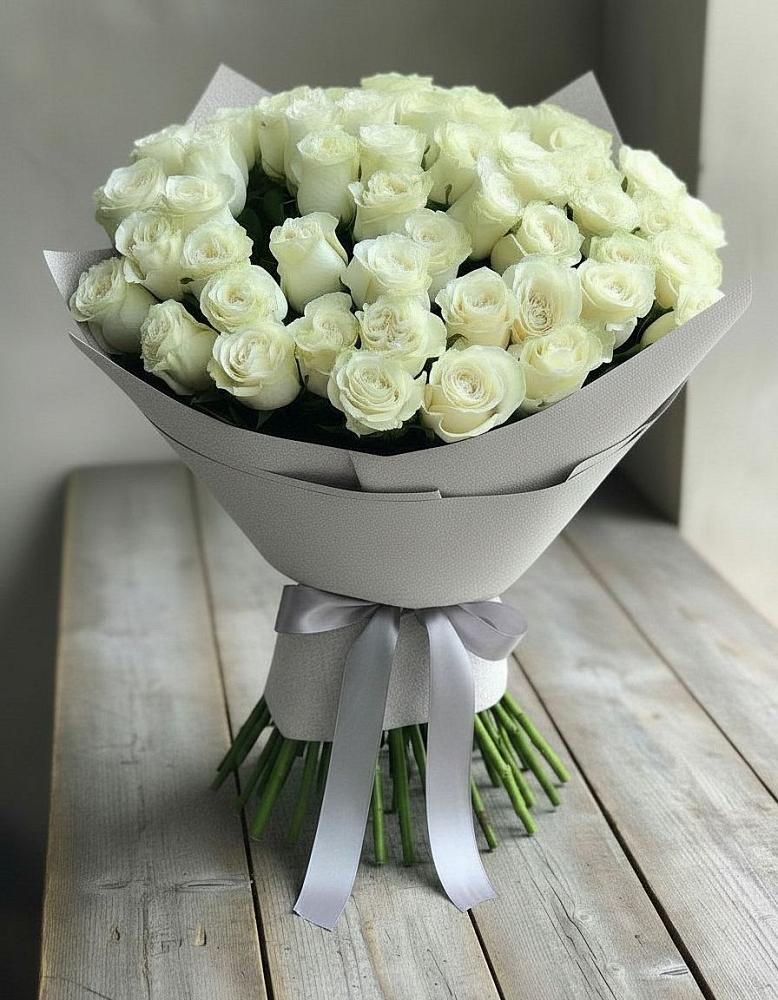Букет 35 Белых роз в Лебяжьем Алтайского края