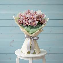Букет цветов из:  Орхидеи и Розы в Лебяжьем Алтайского края