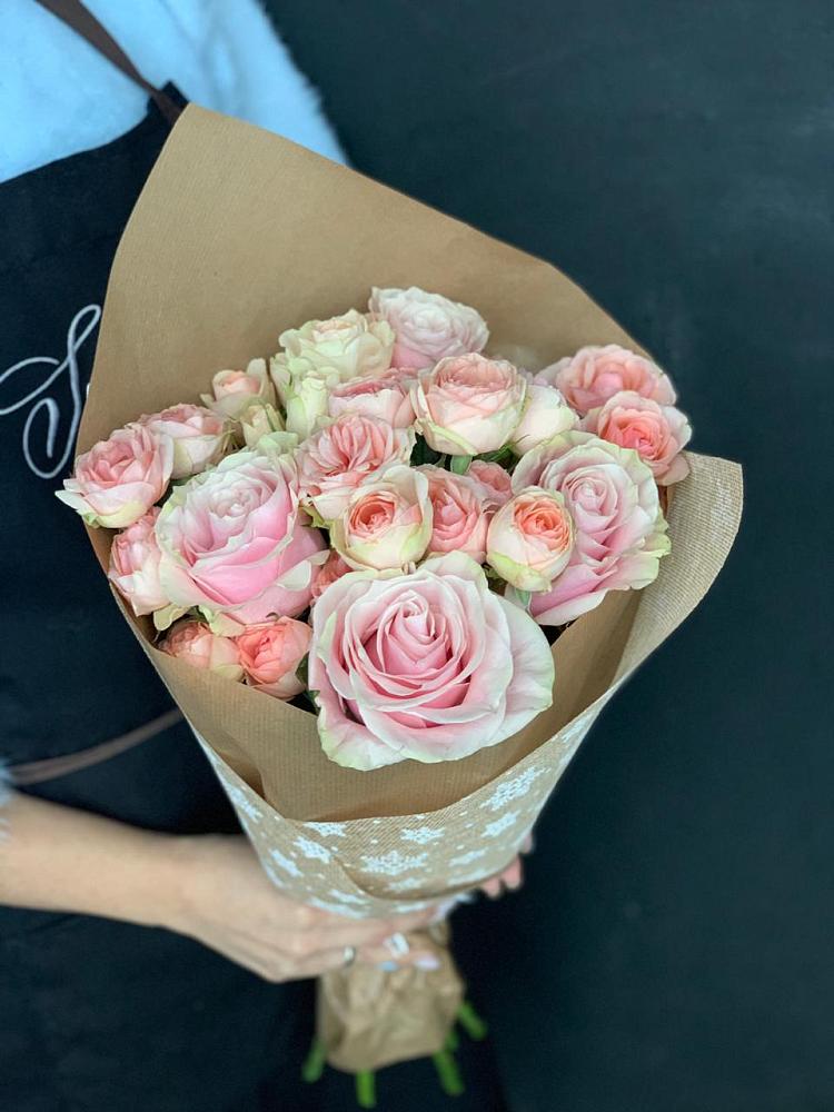 Букет цветов из: Хризантемы и Розы в Лебяжьем Алтайского края