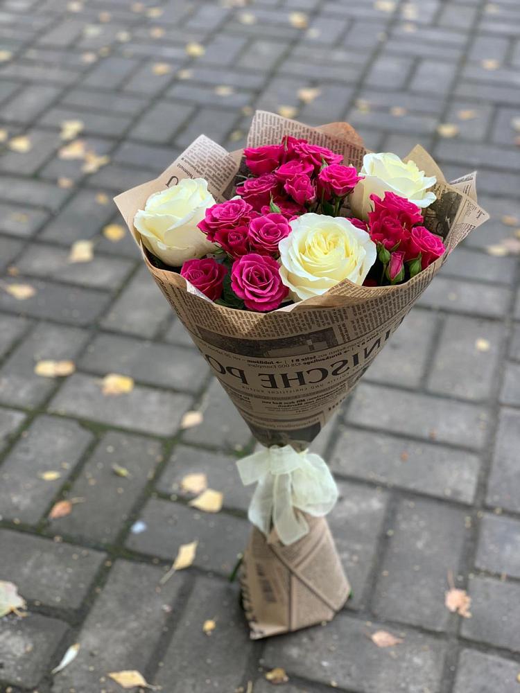 Букет цветов из: Розы в Лебяжьем Алтайского края