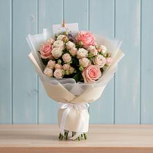 Букет цветов из:  Розы в Лебяжьем Алтайского края