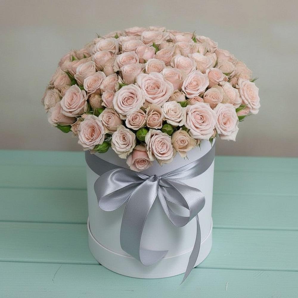 Цветочная композиция из Розы в шляпной коробке в Лебяжьем Алтайского края